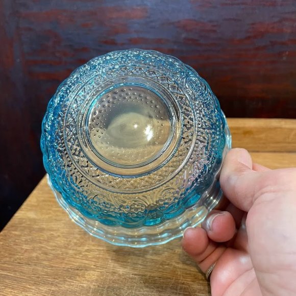 Set of 4 Studio Silversmiths Studio Everyday Renaissance Colours Glass Bowls - Picture 8 of 11